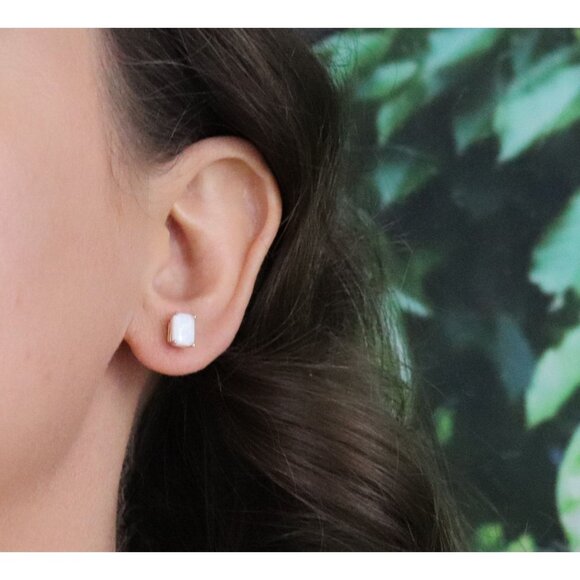 14k Yellow Gold Natural Opal Earrings Stud Post 1/4" x 3/16" - Picture 3 of 9